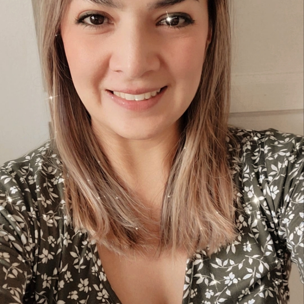 Meet your Posher, Cristina
